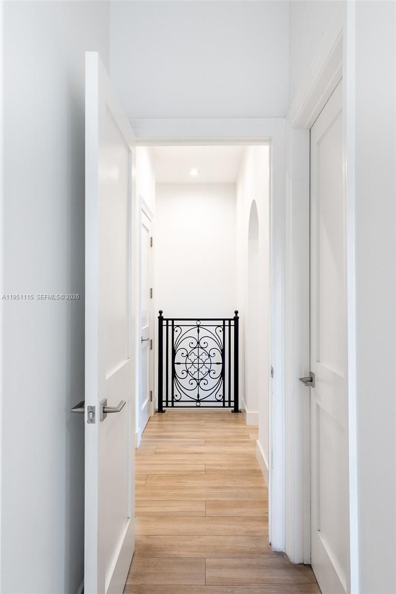 315 Santander Ave, Unit 317, Coral Gables, FL 33134 Photo