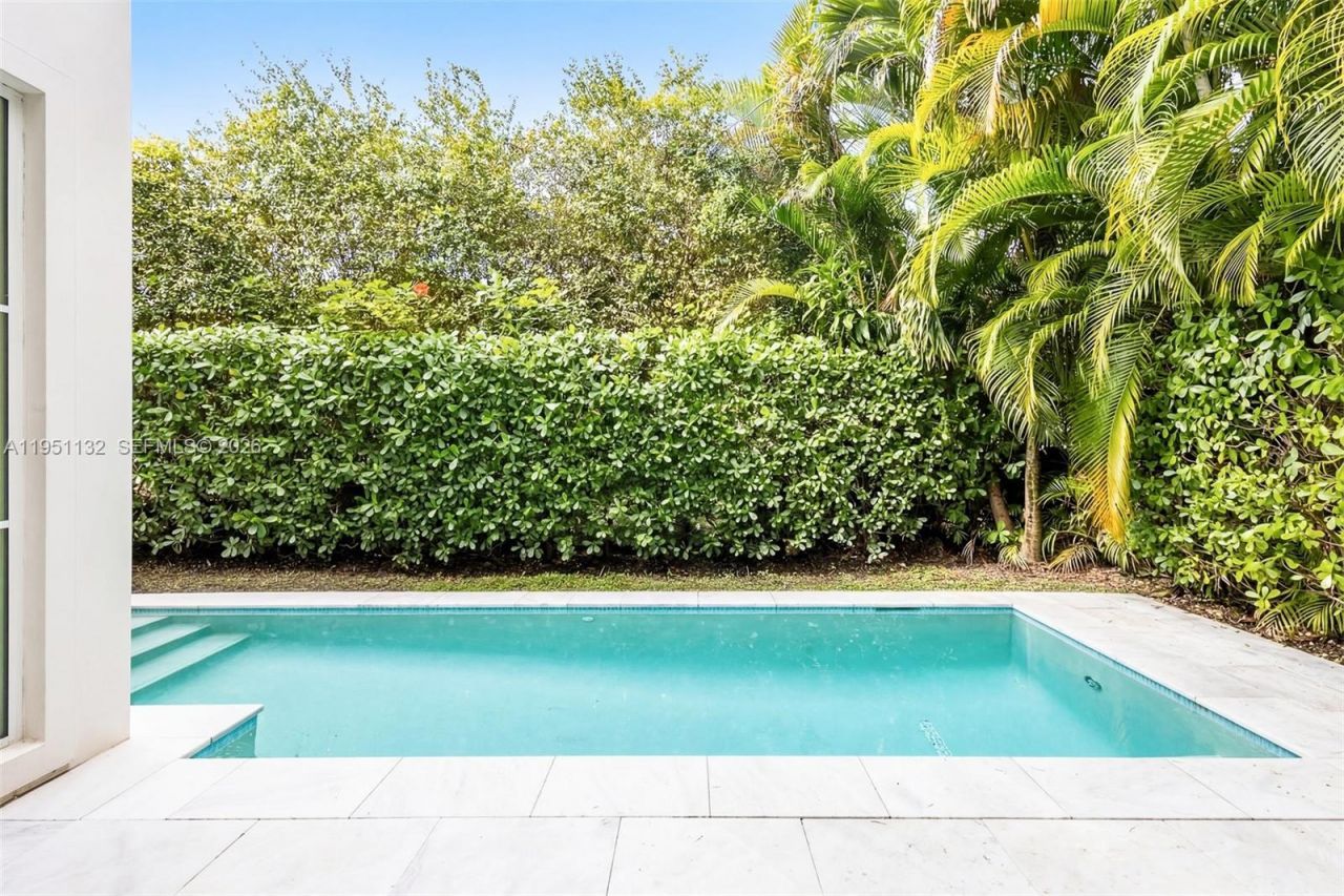 315 Santander Ave, Unit 315, Coral Gables, FL 33134 Photo