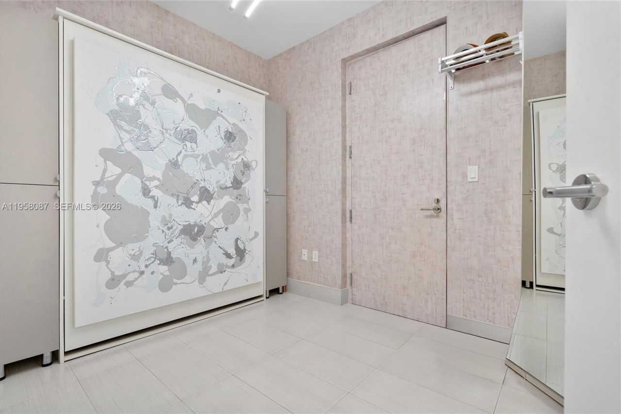 17475 Collins Ave, Unit 2502, Sunny Isles Beach, FL 33160 Photo