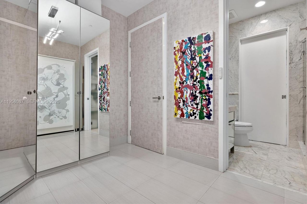 17475 Collins Ave, Unit 2502, Sunny Isles Beach, FL 33160 Photo