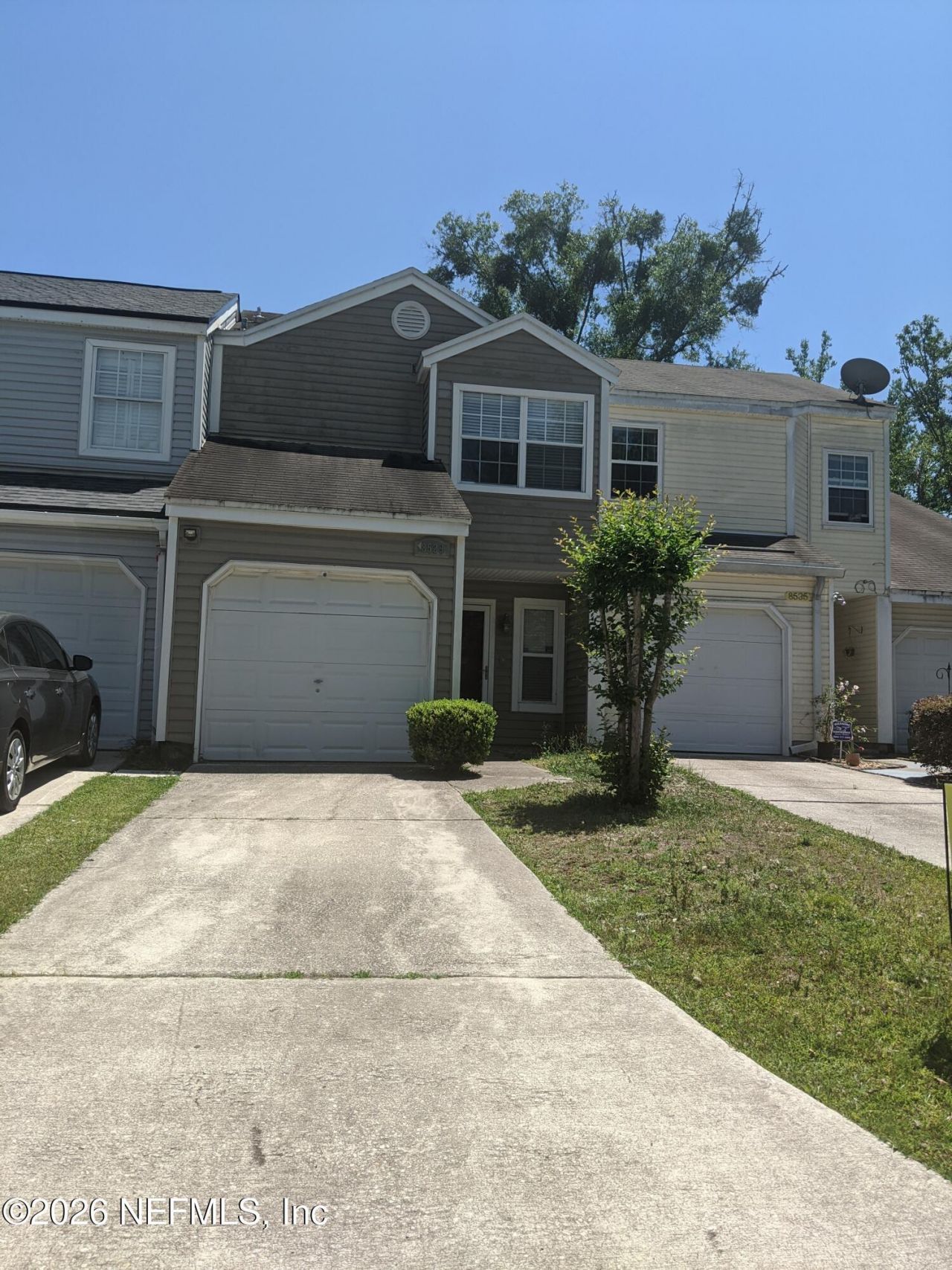 8529 Sturbridge Circle W, Jacksonville, FL 32244 Main Photo