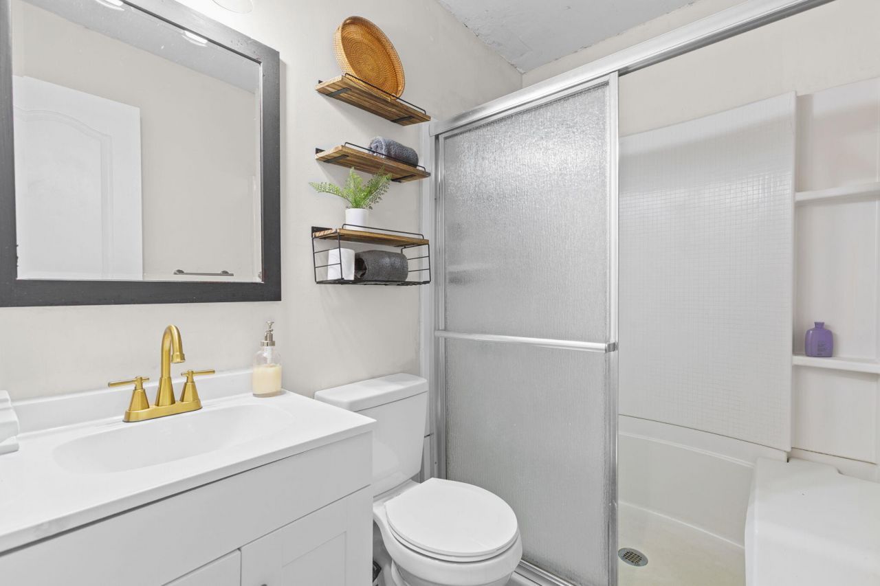 608 E 3rd North Street Photo 13