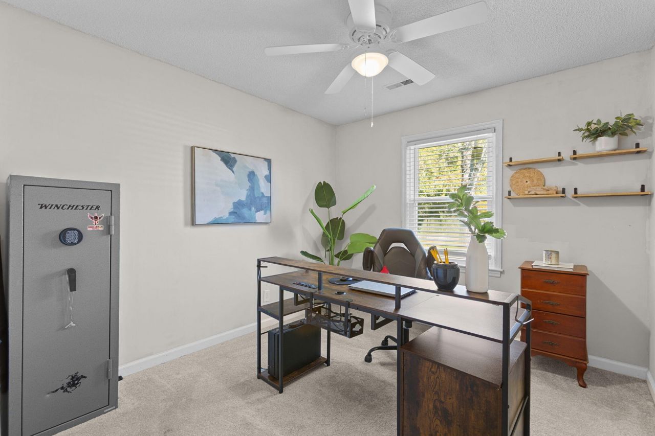 608 E 3rd North Street Photo 15