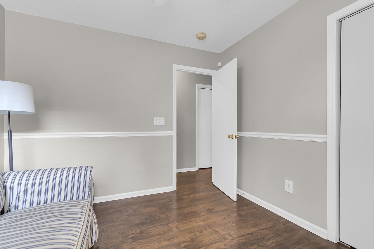 222 Lytham Court Photo 24