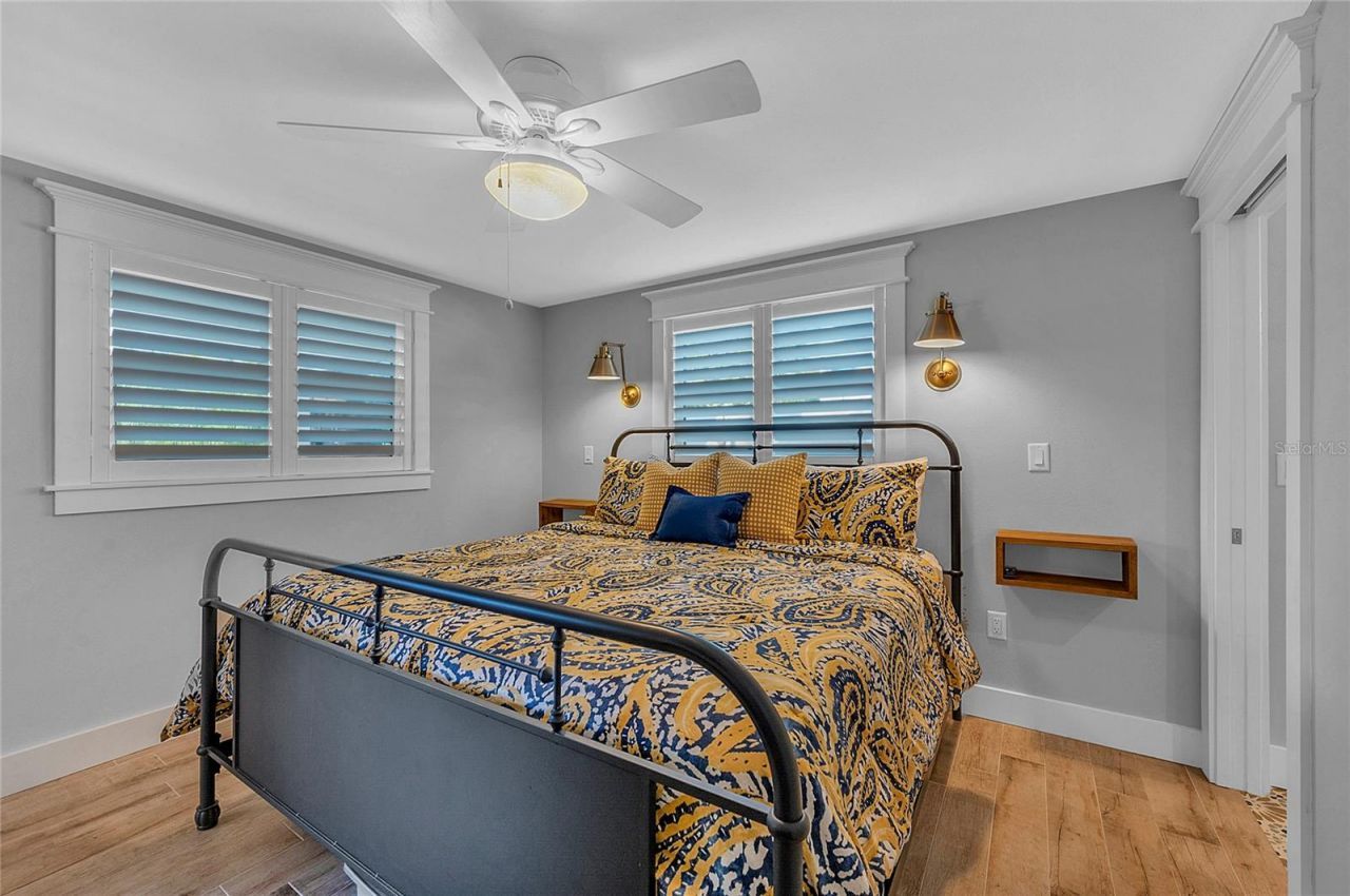 504 68th Street, Holmes Beach, FL 34217 Photo