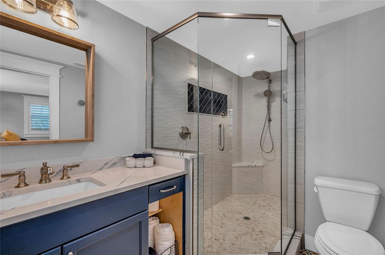 504 68th Street, Holmes Beach, FL 34217 Photo