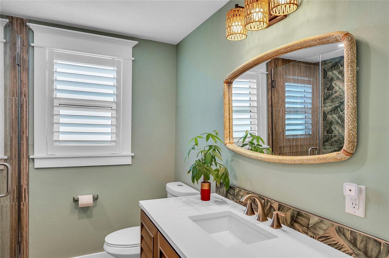 504 68th Street, Holmes Beach, FL 34217 Photo