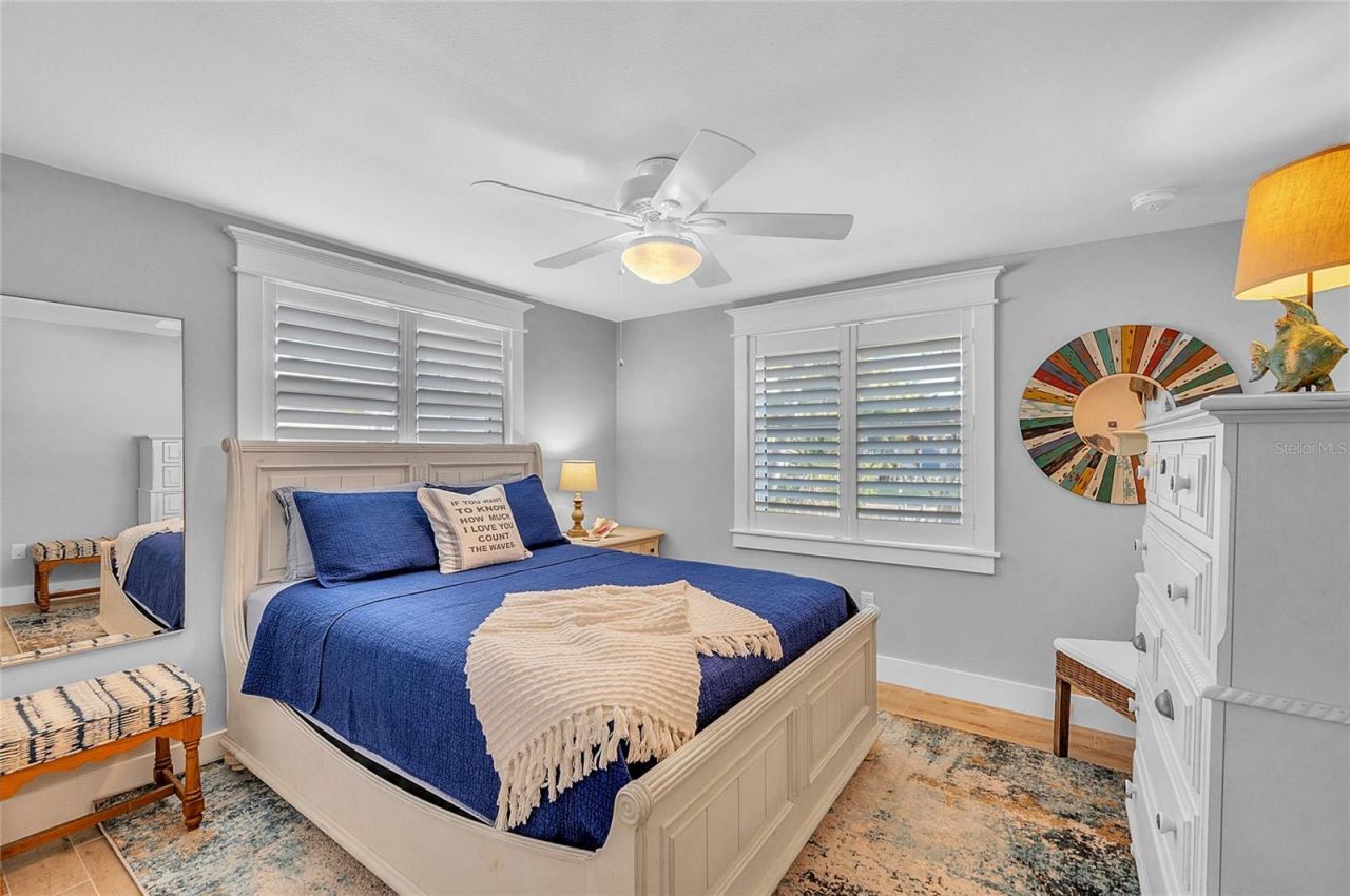 504 68th Street, Holmes Beach, FL 34217 Photo