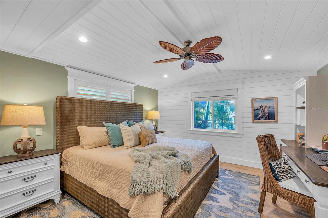 504 68th Street, Holmes Beach, FL 34217 Photo