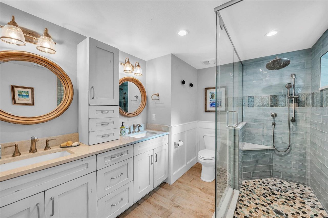 504 68th Street, Holmes Beach, FL 34217 Photo