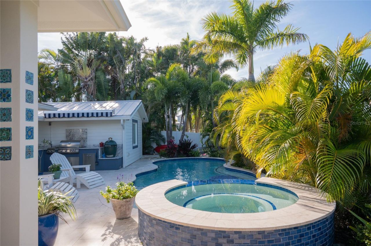 504 68th Street, Holmes Beach, FL 34217 Photo