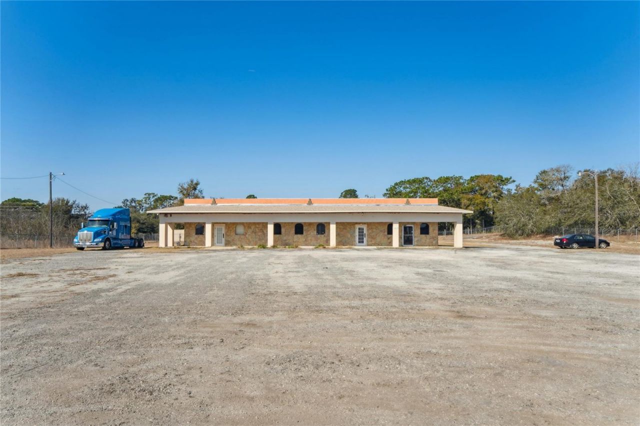 5273 Treiman Boulevard, Dade City, FL 33523 Photo