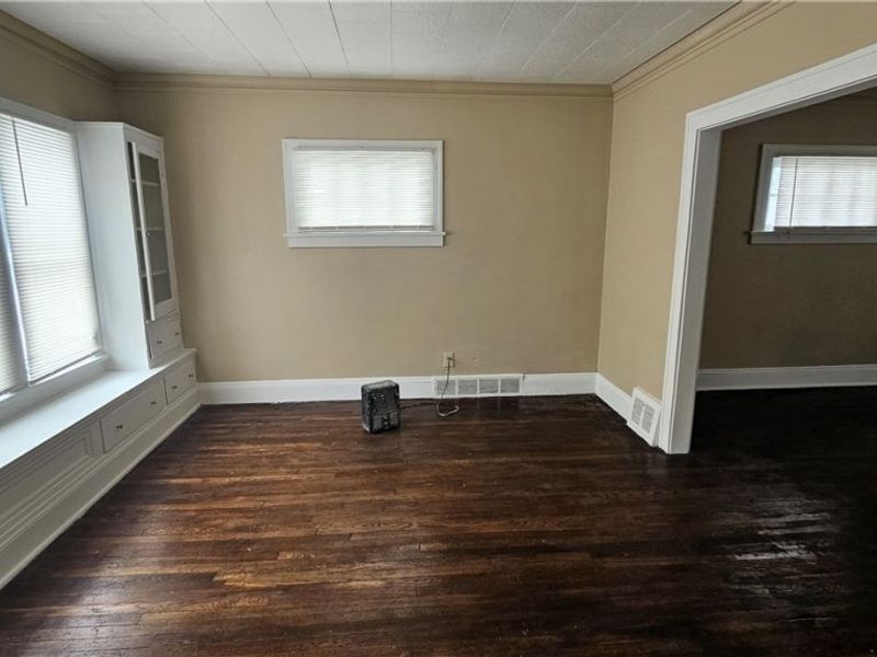 4183 E 146th Street, Cleveland, OH 44128 Photo 4