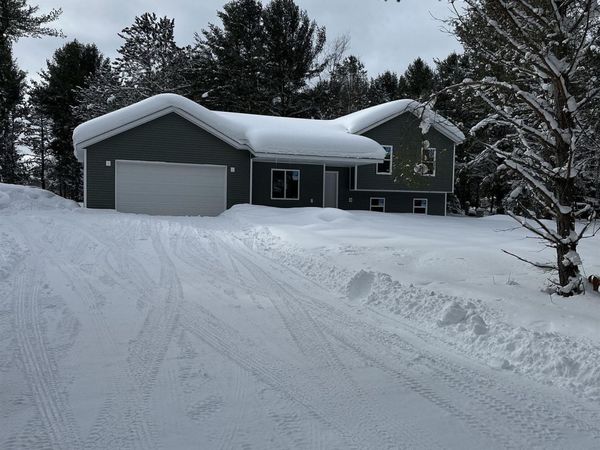 20297 Richardson Road, Lake Ann, MI 49650