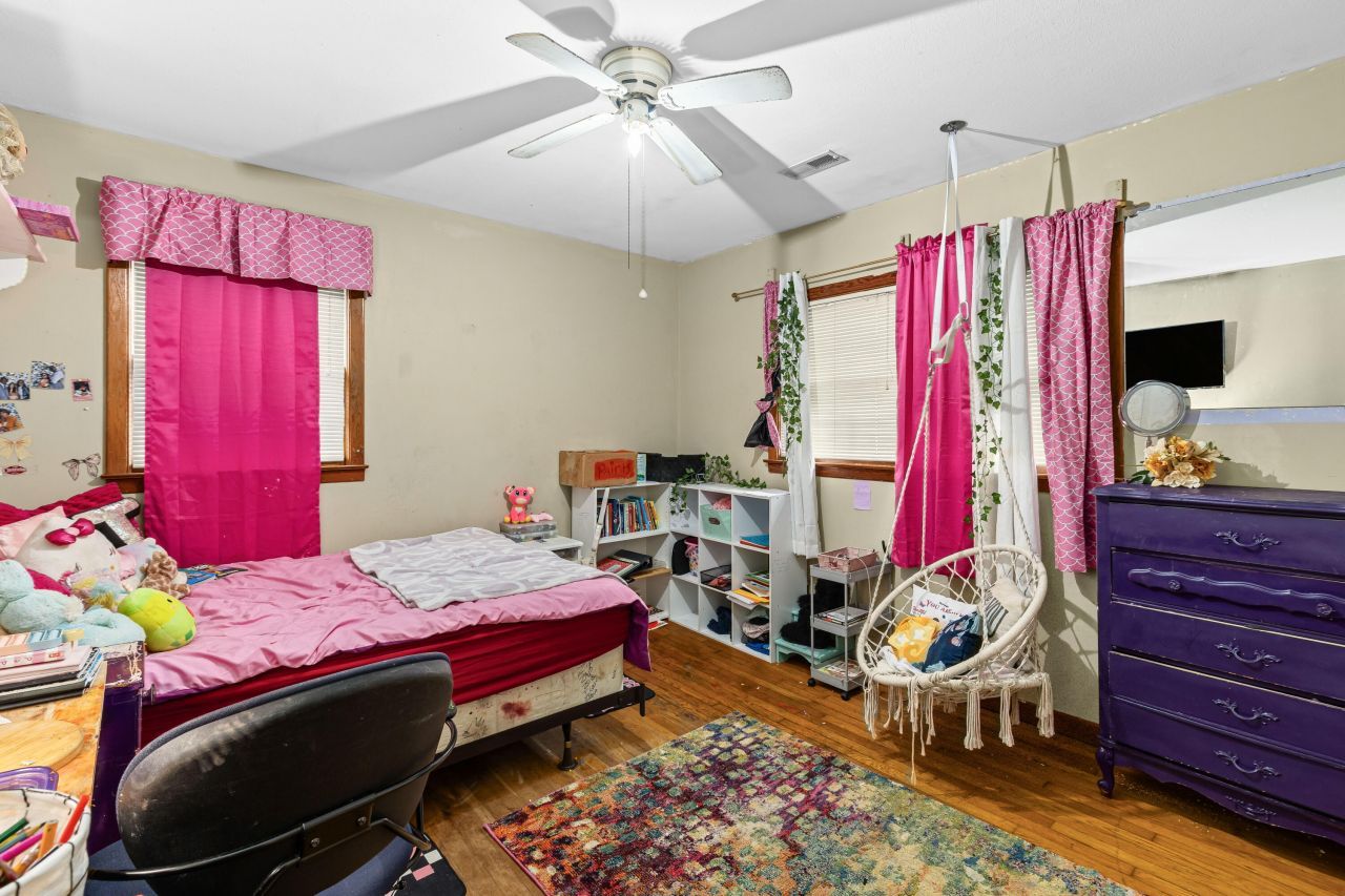 108 Wylie Street Photo 11