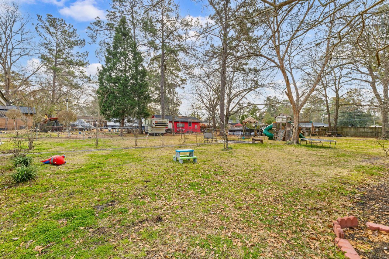 108 Wylie Street Photo 22