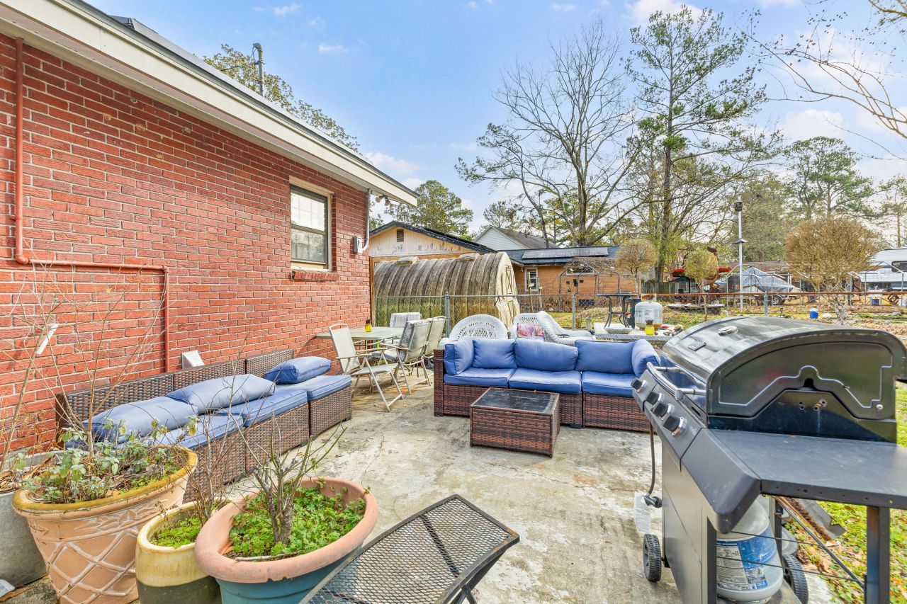 108 Wylie Street Photo 23