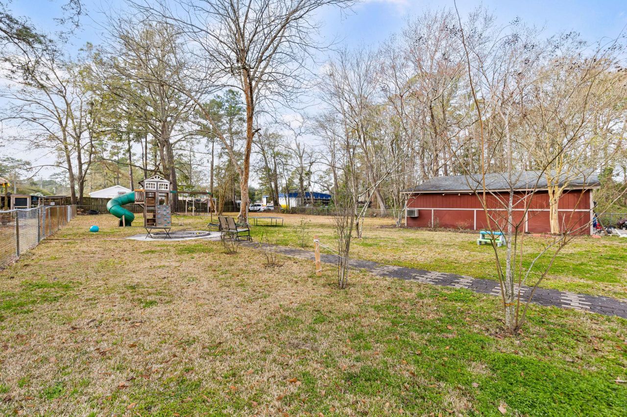 108 Wylie Street Photo 24