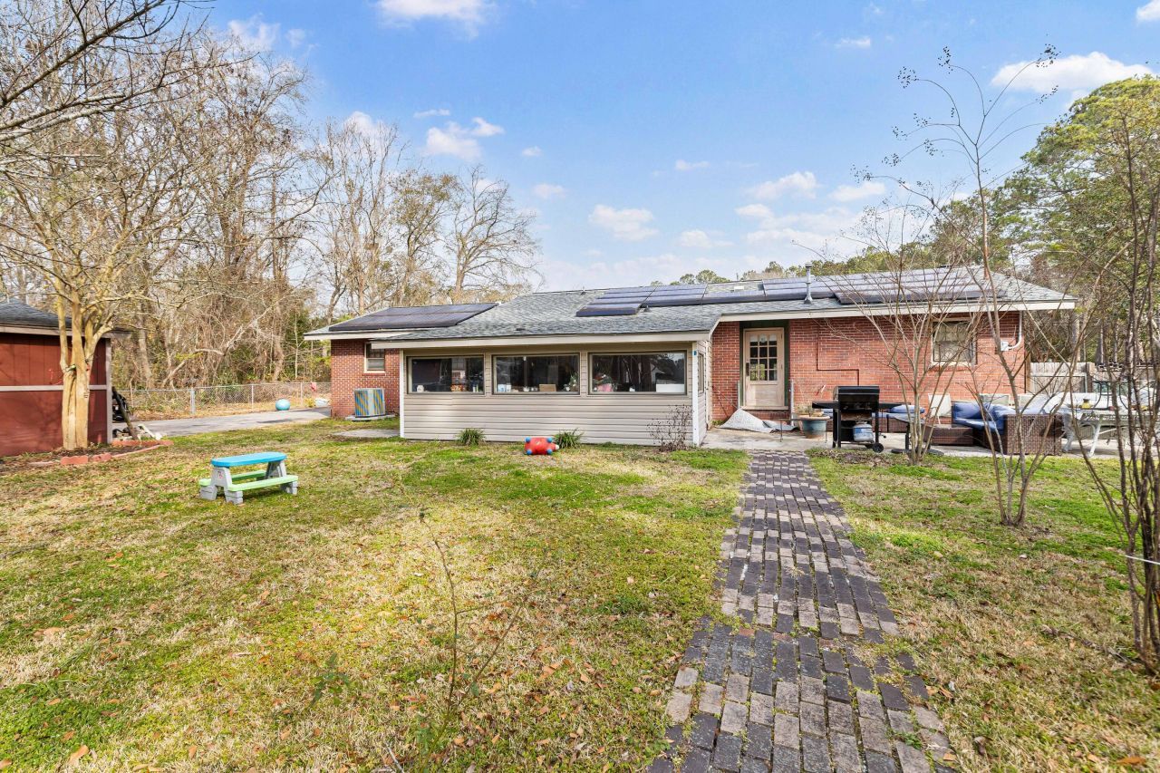 108 Wylie Street Photo 27