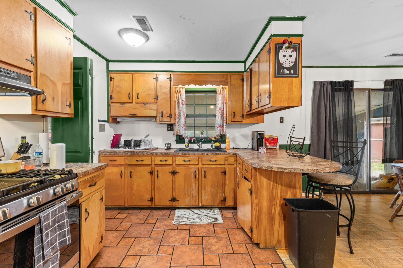 108 Wylie Street Photo 7