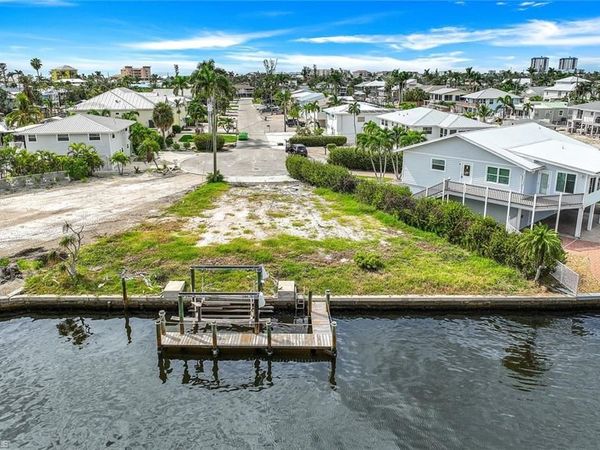 20 Avenida Carita , FORT MYERS BEACH, FL 33931