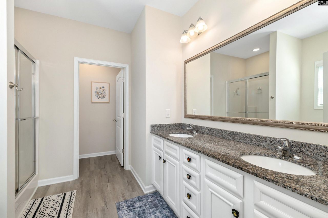 17 High Point Drive  Photo 33