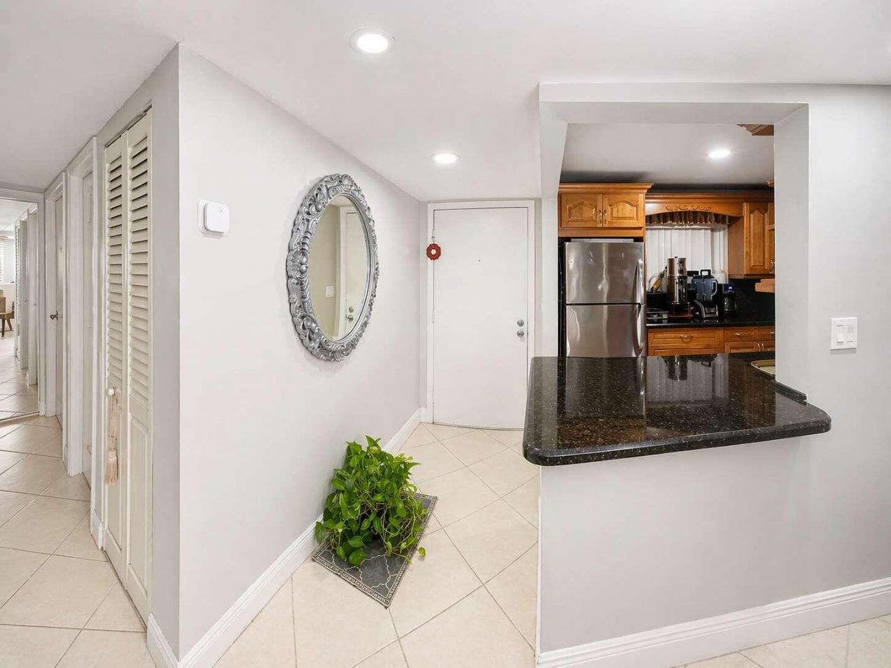 5160 Las Verdes Circle, Unit 103, Delray Beach, FL 33484 Photo