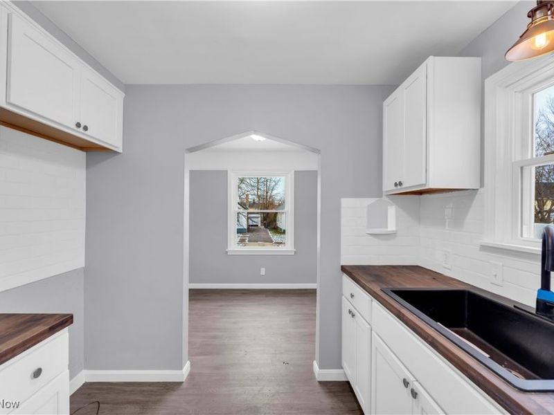 953 Whitby Road, Cleveland Heights, OH 44112 Photo 9