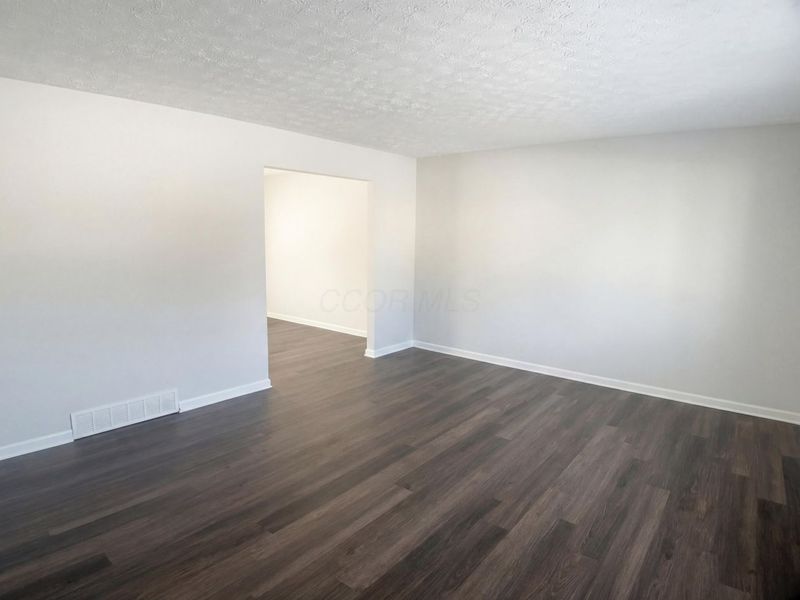 6571 Schenk Avenue, Reynoldsburg, OH 43068 Photo 10