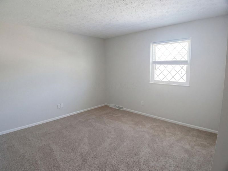 6571 Schenk Avenue, Reynoldsburg, OH 43068 Photo 22