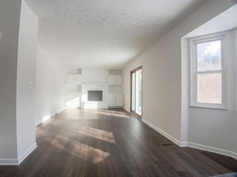 6571 Schenk Avenue, Reynoldsburg, OH 43068 Photo 3