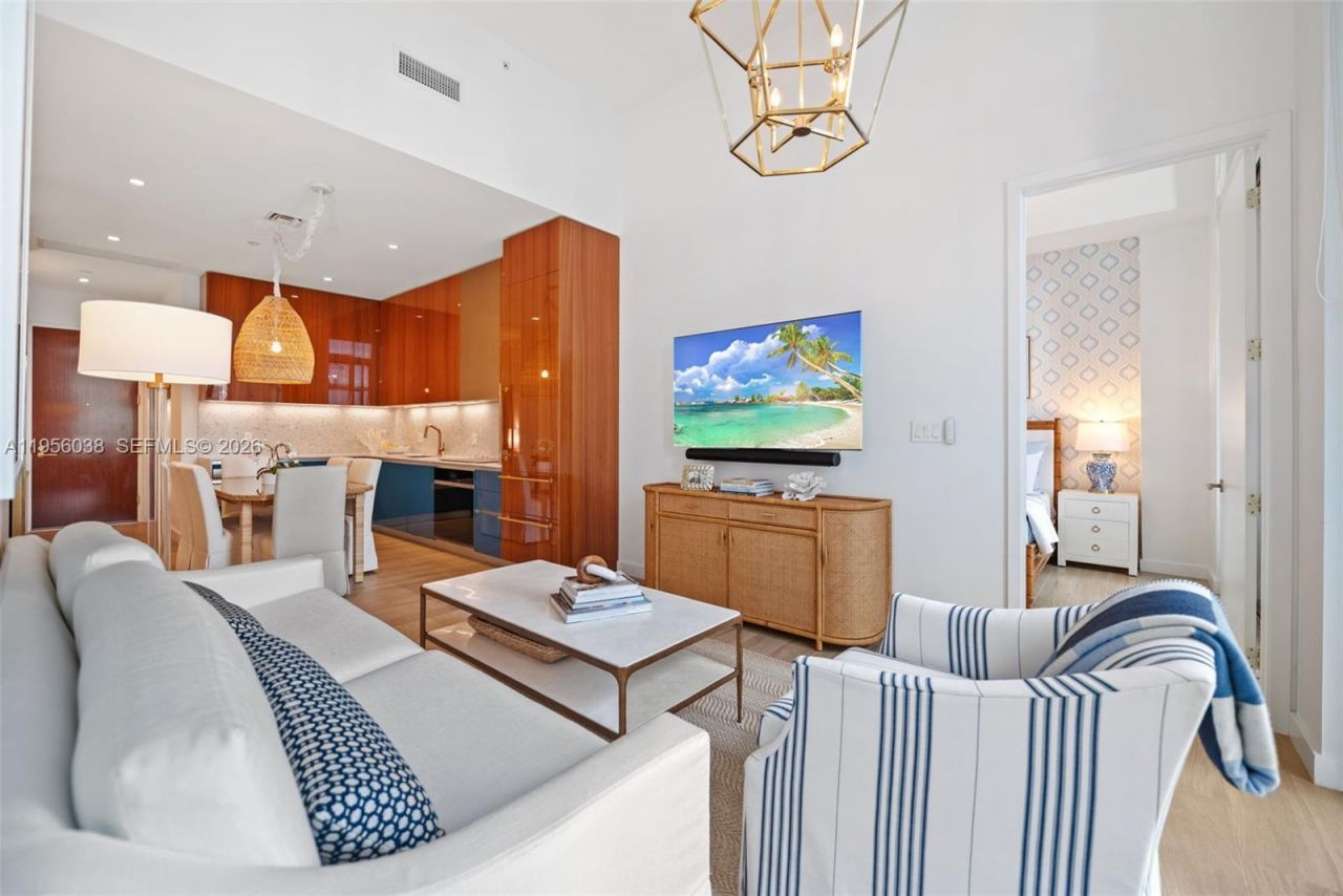 2655 S Bayshore Dr, Unit 805, Miami, FL 33133 Photo