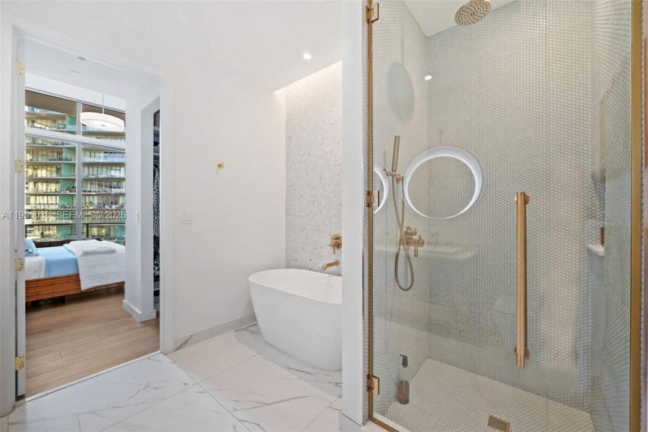 2655 S Bayshore Dr, Unit 805, Miami, FL 33133 Photo