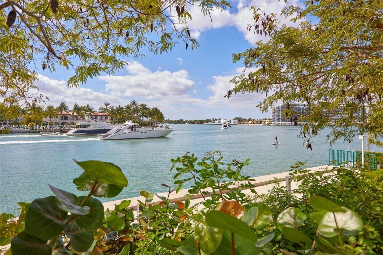 6620 Indian Creek Dr, Unit 212, Miami Beach, FL 33141 Photo