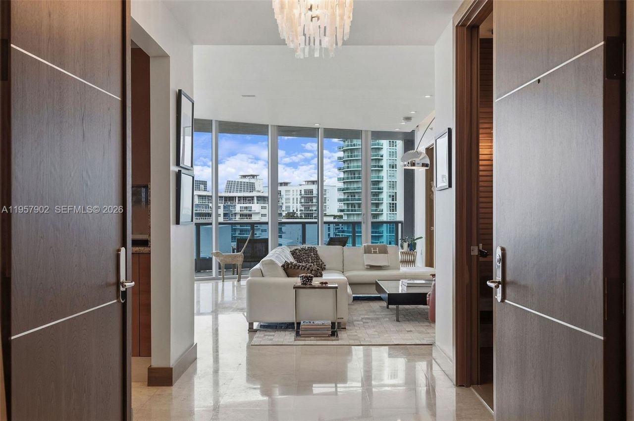 5959 Collins Ave, Unit 1001, Miami Beach, FL 33140 Photo