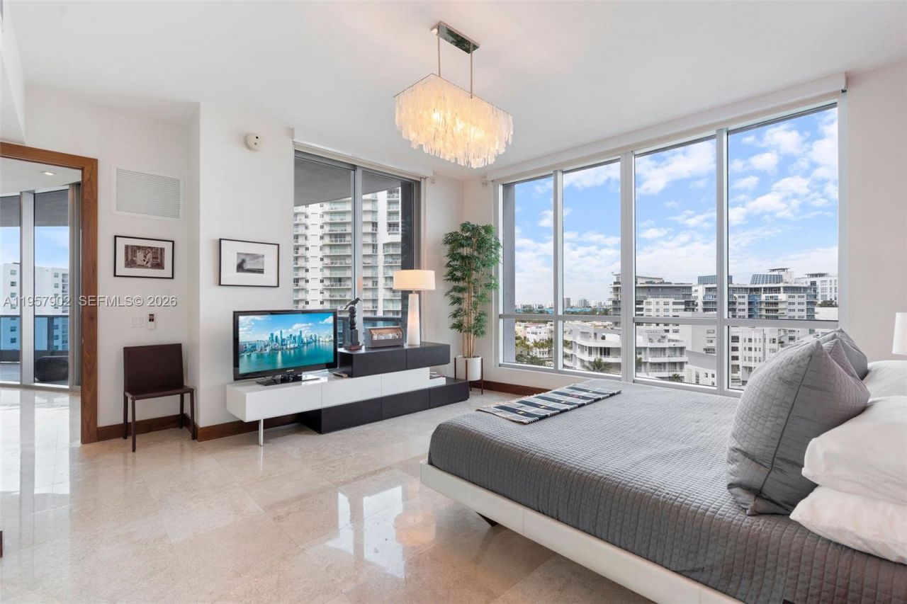 5959 Collins Ave, Unit 1001, Miami Beach, FL 33140 Photo