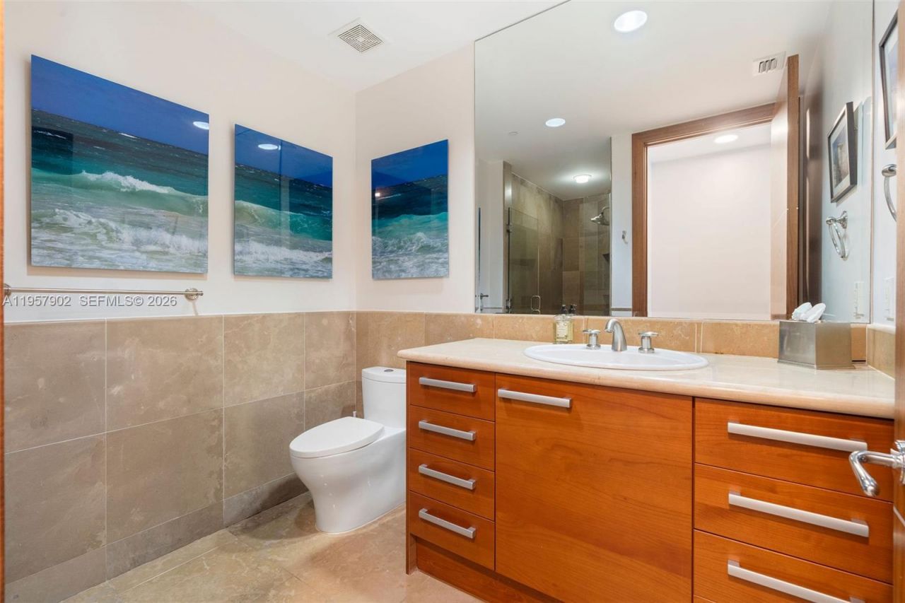 5959 Collins Ave, Unit 1001, Miami Beach, FL 33140 Photo