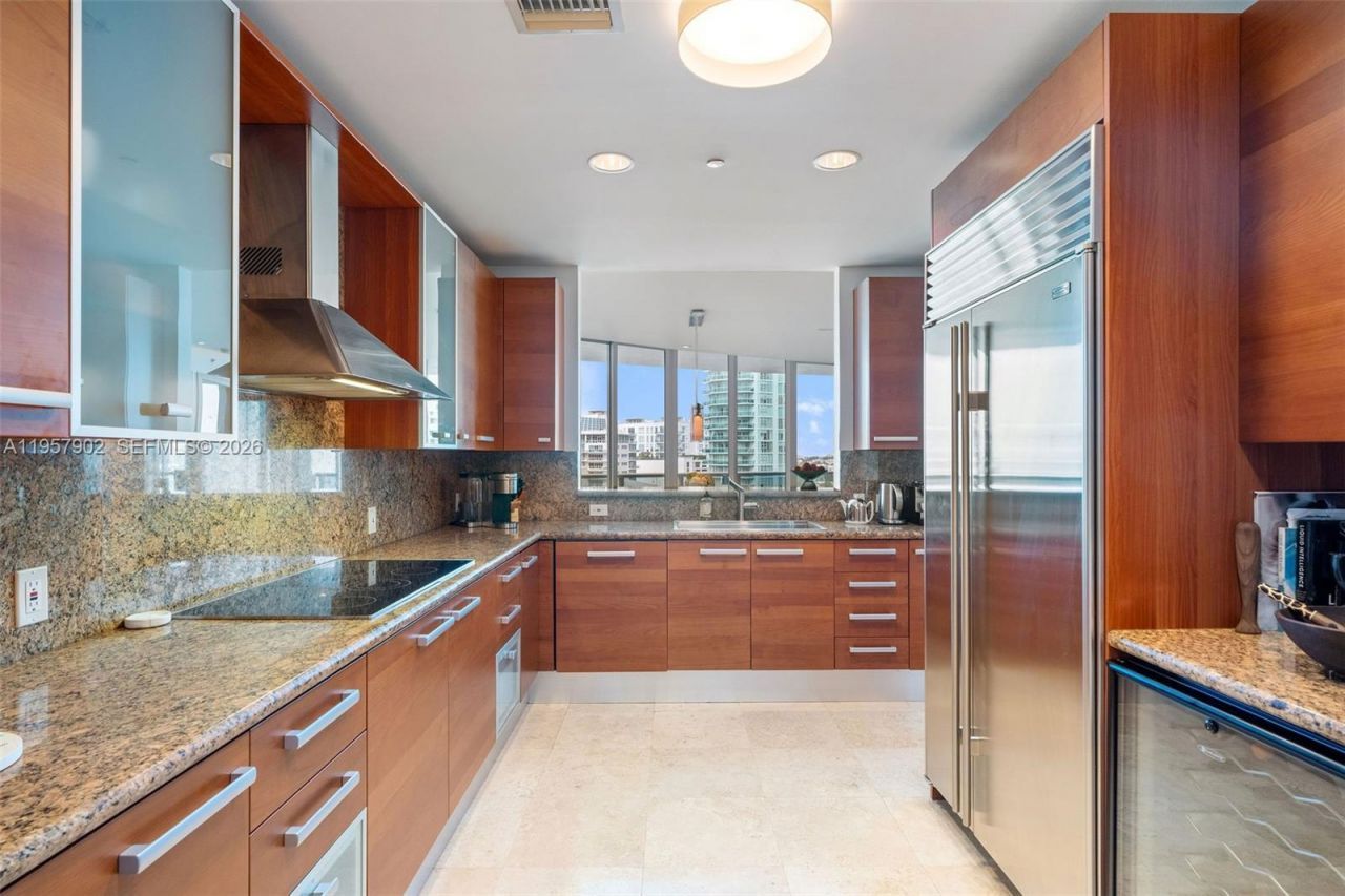 5959 Collins Ave, Unit 1001, Miami Beach, FL 33140 Photo