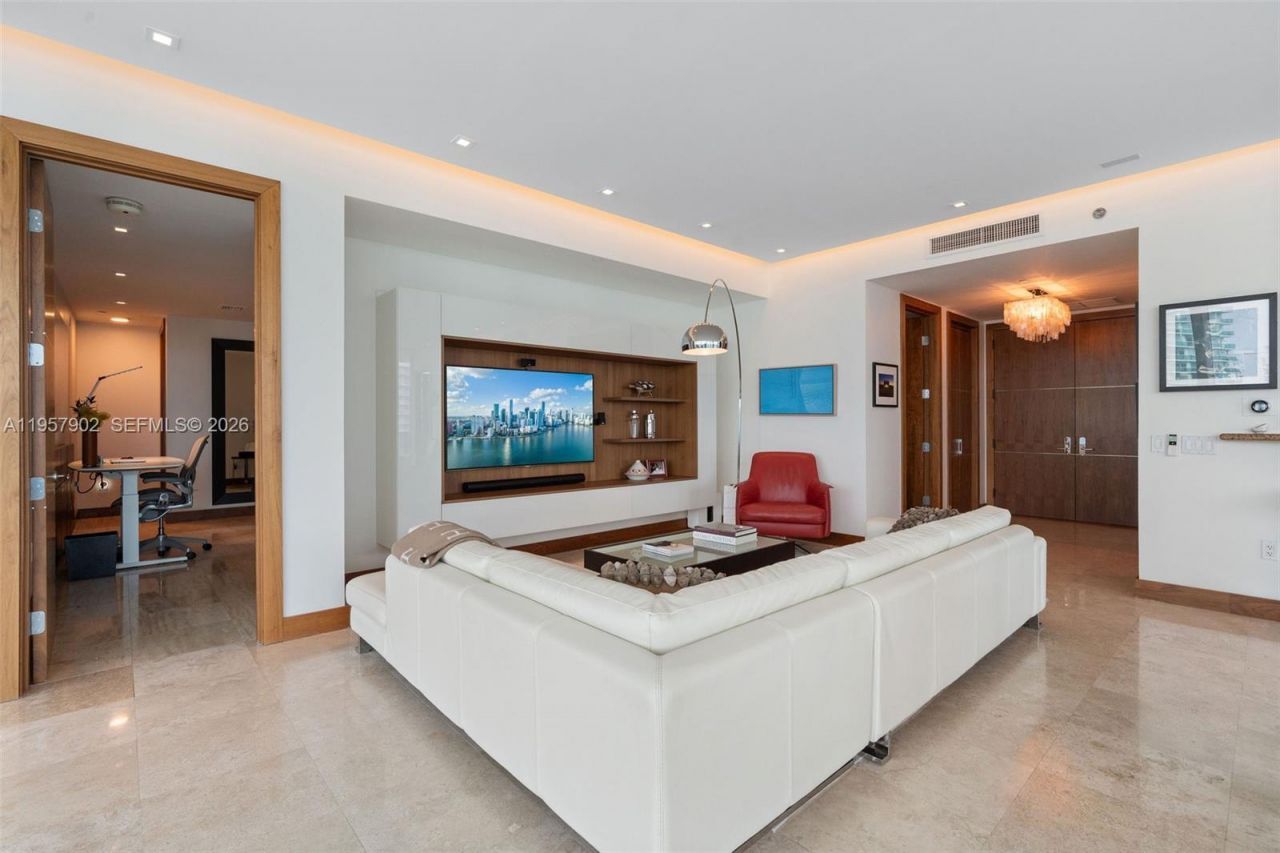 5959 Collins Ave, Unit 1001, Miami Beach, FL 33140 Photo