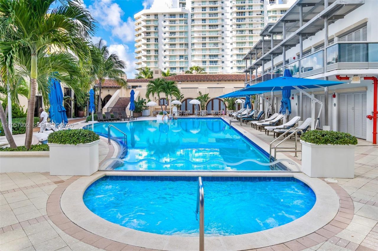 5959 Collins Ave, Unit 1001, Miami Beach, FL 33140 Photo