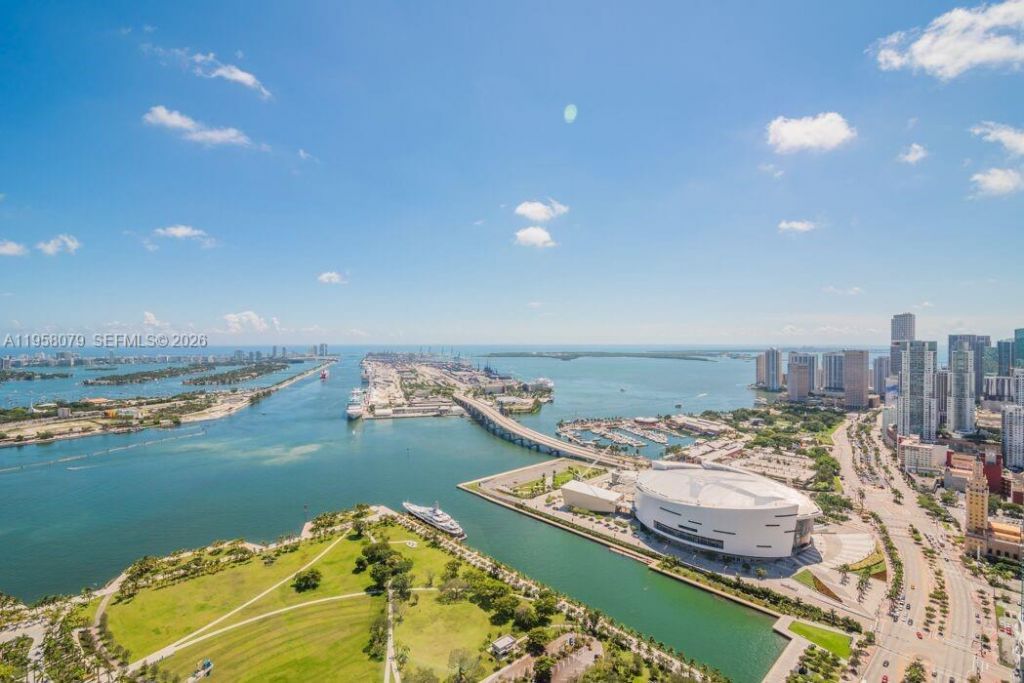 1100 Biscayne Blvd, Unit 5401, Miami, FL 33132 Photo