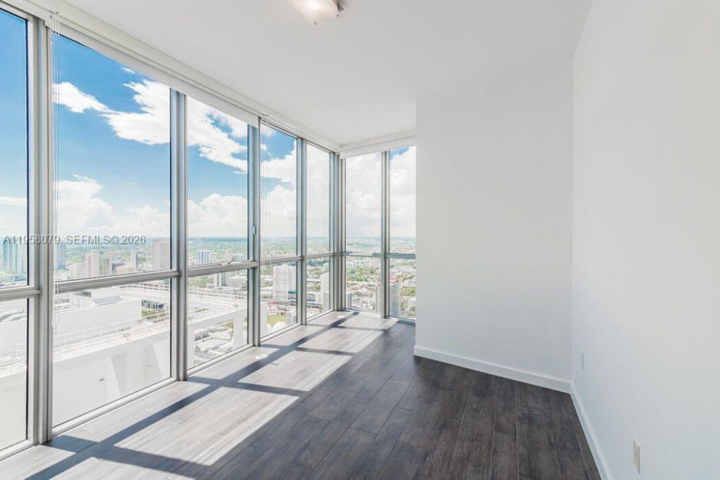 1100 Biscayne Blvd, Unit 5401, Miami, FL 33132 Photo