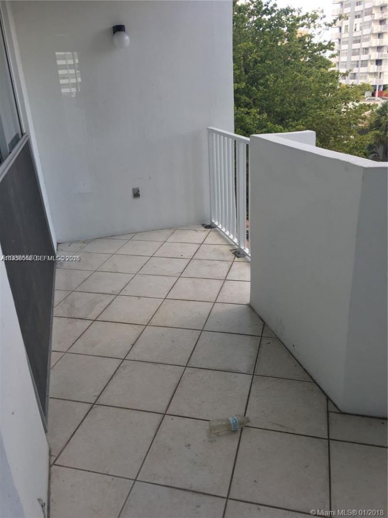 1200 NE Miami Gardens Dr , Unit 315W, Miami, FL 33179 Photo