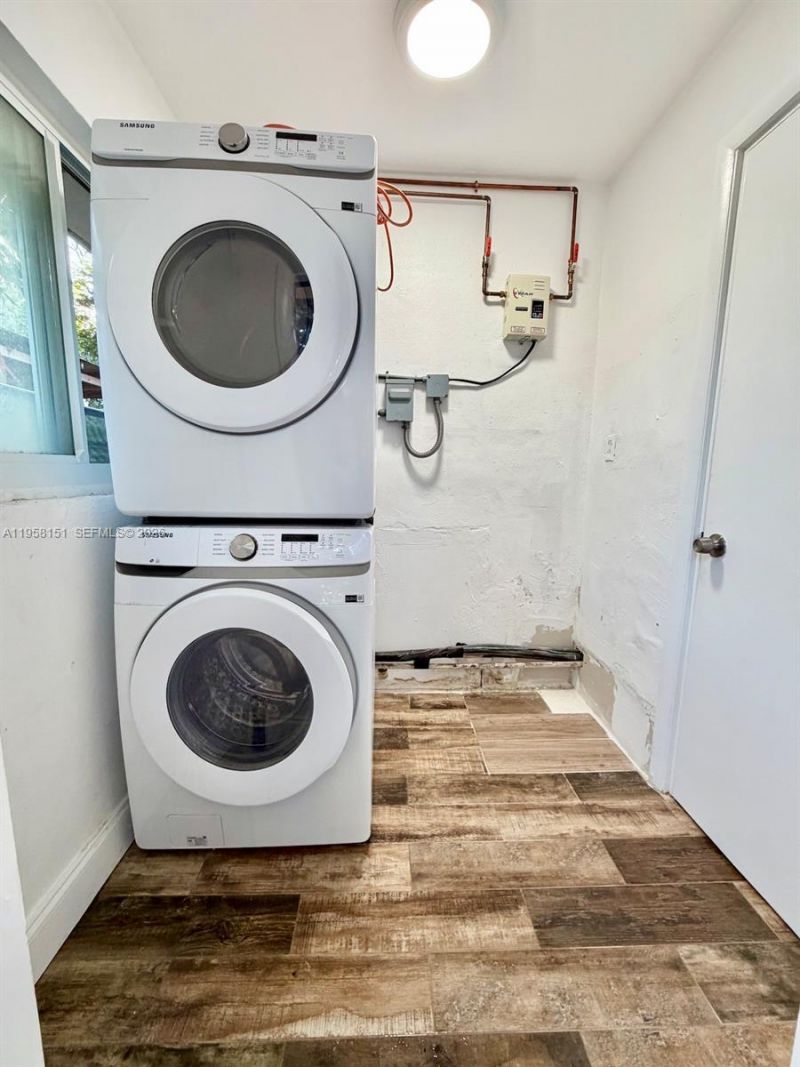 927 SW 12th Ave , Unit 927, Miami, FL 33130 Photo