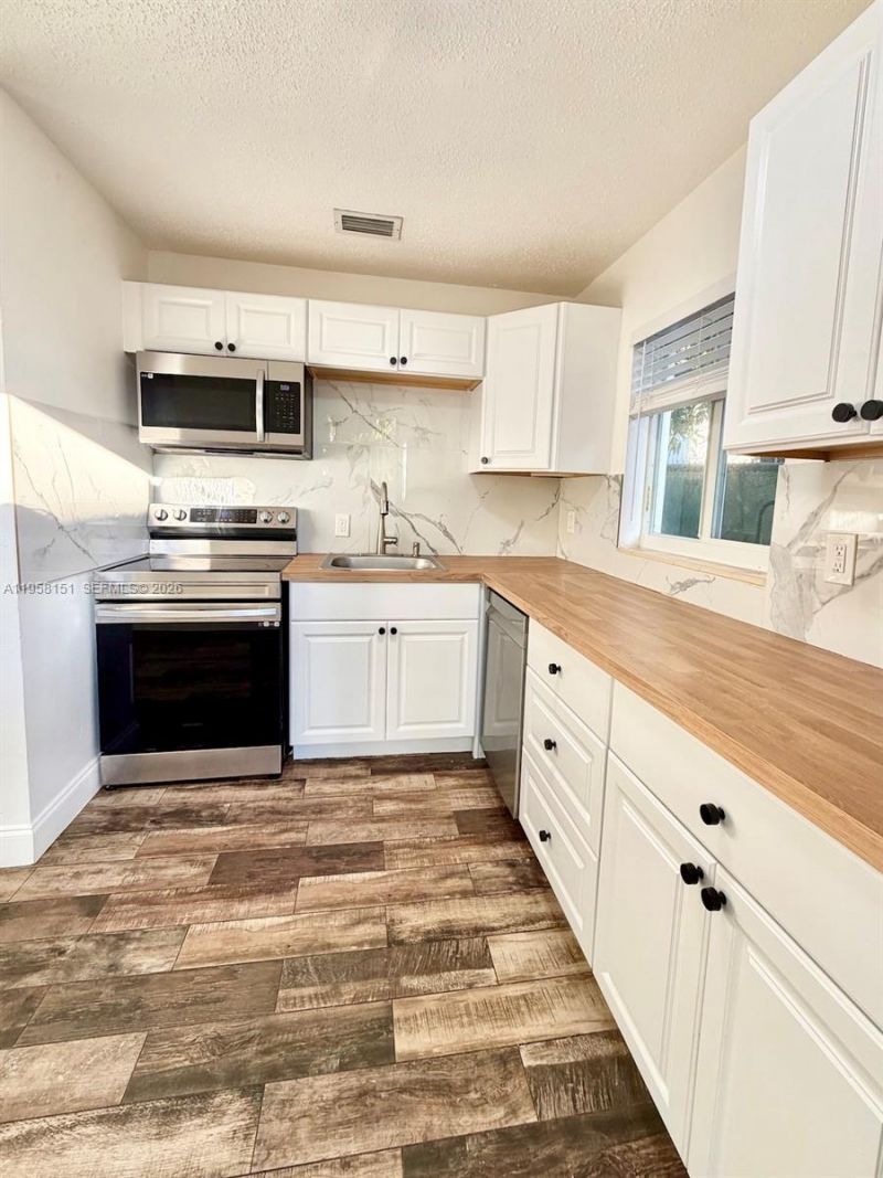 927 SW 12th Ave , Unit 927, Miami, FL 33130 Photo