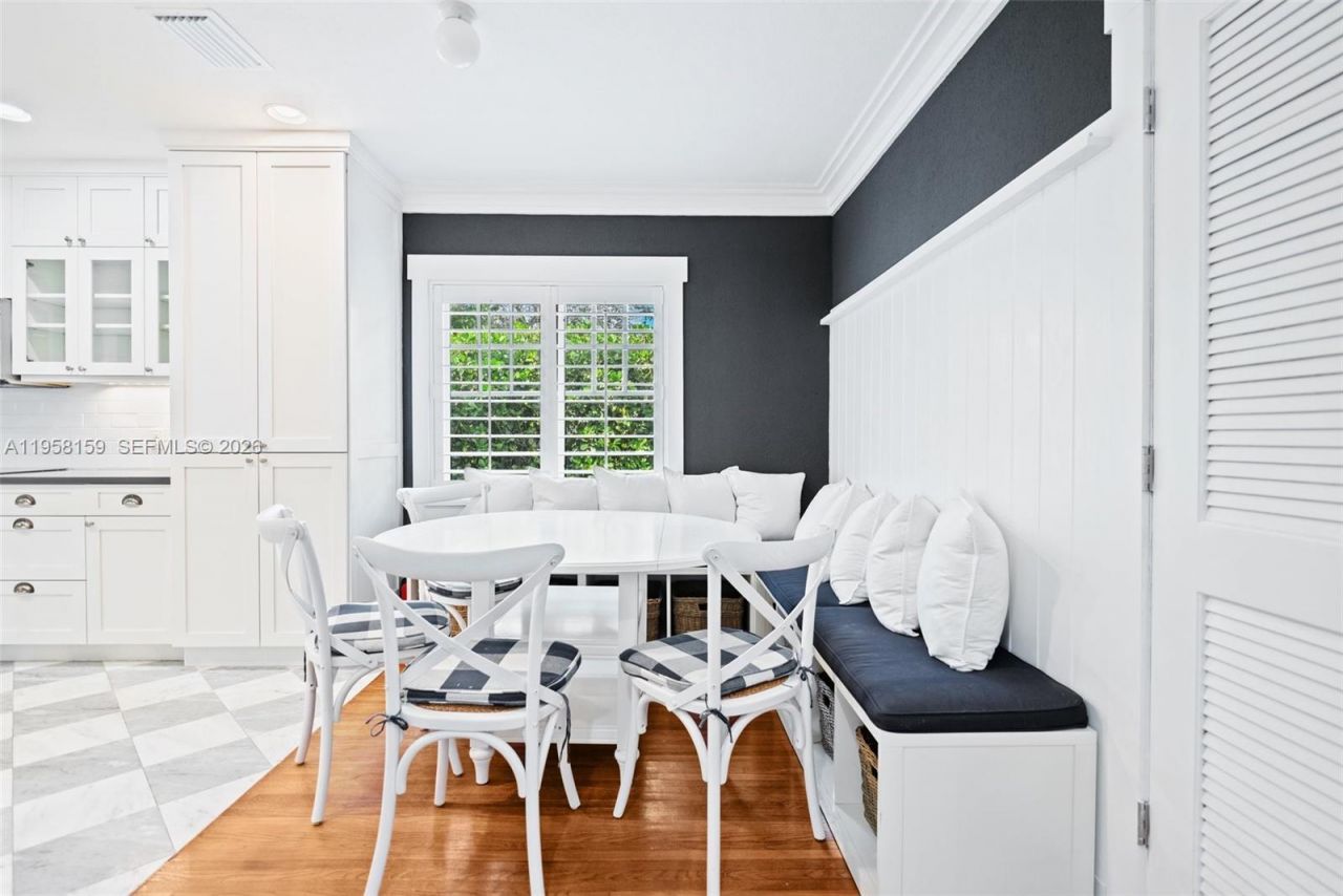 2396 SW 20th St, Miami, FL 33145 Photo