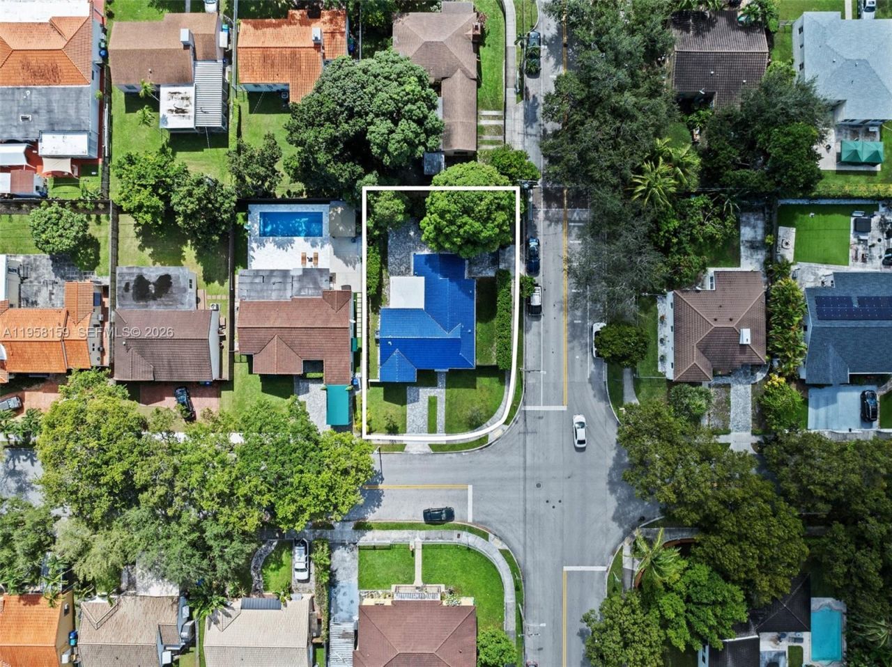 2396 SW 20th St, Miami, FL 33145 Photo