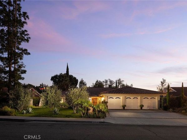 24972 Buckboard Lane, Laguna Hills, CA 92653