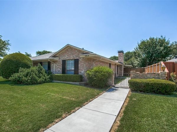 2814 Clear Springs Drive, Plano, TX 75075