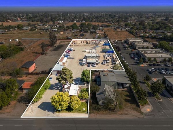 9930 Brimhall Road, Bakersfield, CA 93312